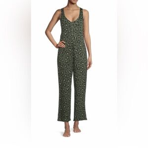 Women's Soft and Comfy Sleepwear Lounge Bodysuit Animal Print Pjs Size Large NWT